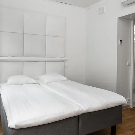 Omena Hotel 3*